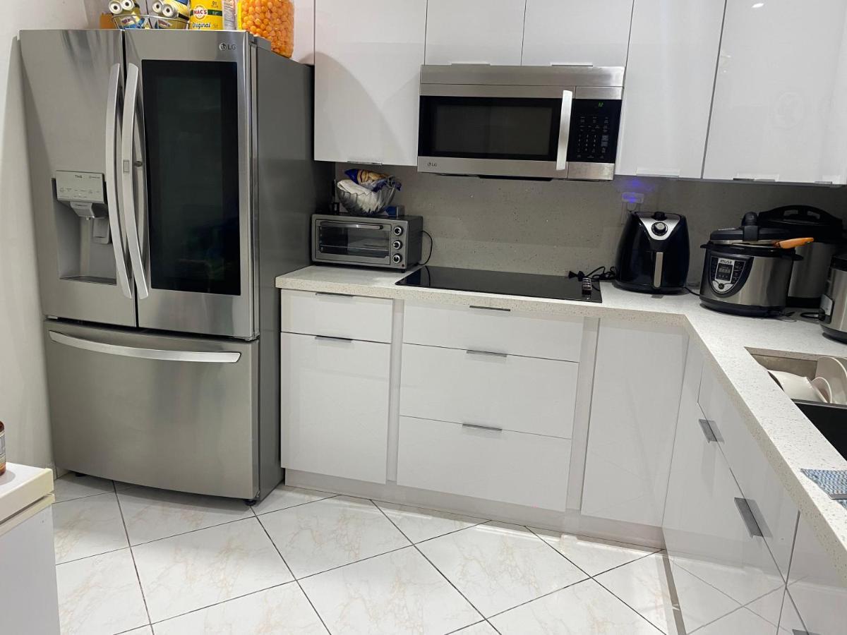 Beautiful House 7 Min From Miami Airport W Free Parking Apartment Exterior foto