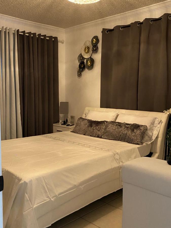 Beautiful House 7 Min From Miami Airport W Free Parking Apartment Exterior foto